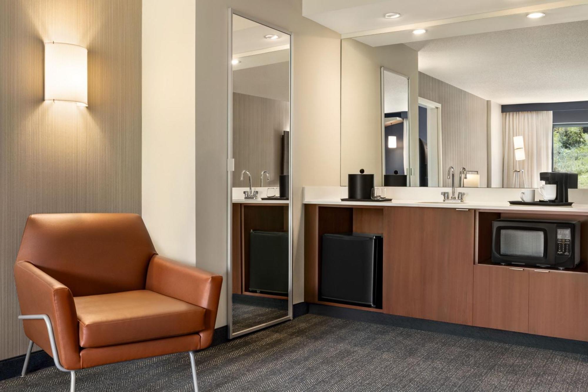 Courtyard By Marriott Wilkes-Barre Arena Hotel Exterior photo